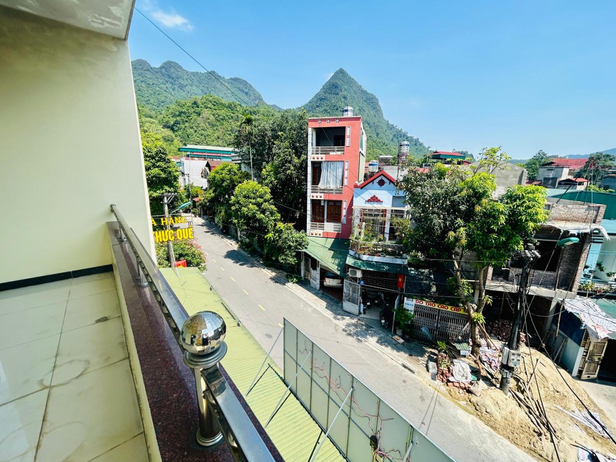 Majestic Hostel - Tour & Motorbike Rental Ha Giang Exterior photo